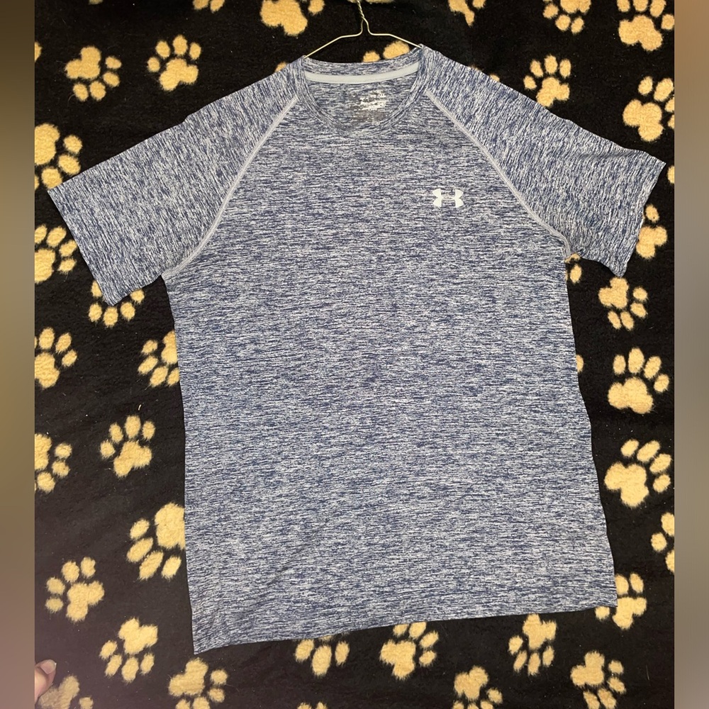 💫Men’s size Small Under Armour heat gear active wear shirt